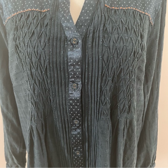Coldwater Creek Dark Teal Blue Embroidered Beaded Button-Up Whimsy Blouse |PXL| - Picture 9 of 11